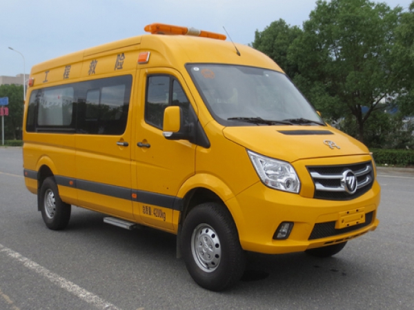 福田越野四驅(qū)圖雅諾救險車(10-13座)